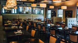 Best Restaurants In Benton Harbor Opentable Best American Restaurants In Benton Harbor