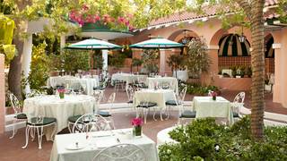 Best Restaurants In Mid Wilshire Opentable Best American Restaurants In Mid Wilshire