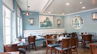 Best Restaurants In Newburyport Opentable West Row Cafe Bar