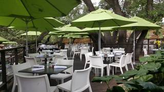 A photo of The Grove Wine Bar & Kitchen - Westlake restaurant