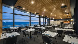 Una foto del restaurante Bayviews Restaurant & Lounge Bar - Burnie