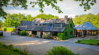 A photo of Lakeview Manor restaurant