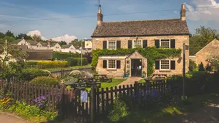 Una foto del restaurante The Wheatsheaf