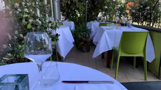 A photo of Manuel's Restaurant and Bar restaurant