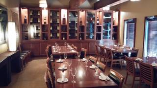 A photo of J. Gilbert’s – Wood Fired Steaks & Seafood - Overland Park restaurant