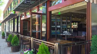 A photo of Harvest Wine Bar-West Hartford restaurant