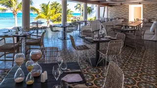 Foto von White Sands Restaurant