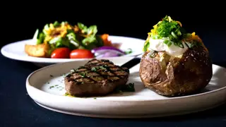 Foto von Americano Steak House & Wine Bar Restaurant