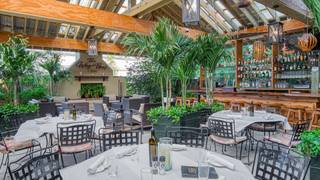 The 16 Best Restaurants in Charleston in 2022 – PureWow