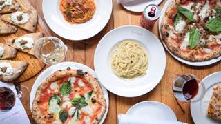 A photo of La Pizza & La Pasta - Eataly Silicon Valley restaurant