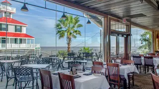 A photo of Landry’s Seafood House – New Orleans Lake Pontchartrain restaurant