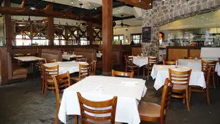 A photo of Romano's Macaroni Grill - Waikoloa restaurant