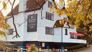 Una foto del restaurante The Dorset Arms Pub