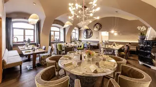 A photo of Hotel Restaurant Fischer restaurant