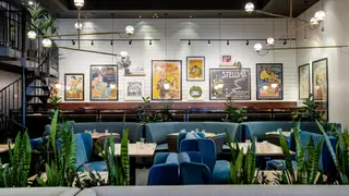 A photo of Earls Kitchen + Bar - Polo Park - Winnipeg restaurant