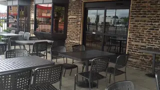 A photo of Fox's Restaurant and Pub - Oak Lawn restaurant