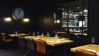 A photo of Mojen restaurant