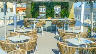 Une photo du restaurant Atelier Rooftop Terrace