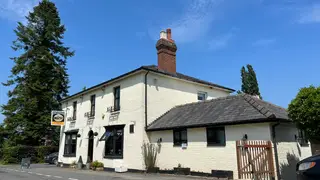 A photo of The Fox & Hounds at Lulsley restaurant