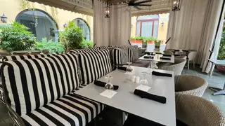 A photo of Patio Del Nispero - Hotel El Convento restaurant