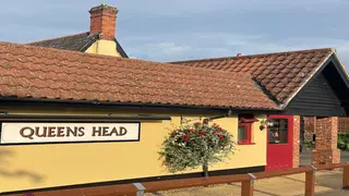 A photo of Queens Head restaurant