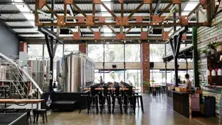 Une photo du restaurant Hound and Stag Brewing Co