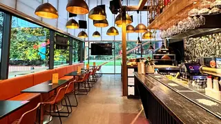 Een foto van restaurant Frankie J's