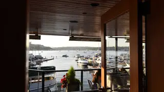 Photo du restaurant Duke's Seafood - Lake Union