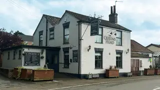 The Queens Head - Beccles/Loddonの写真