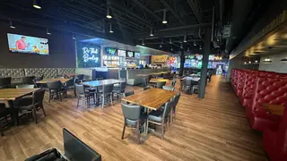 Une photo du restaurant Alley's Alehouse - Brownsburg