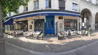 A photo of Au Cœur Couronné restaurant