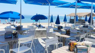 Photo du restaurant Ballards Beach Resort