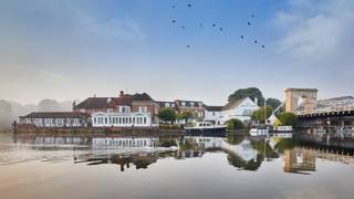 Une photo du restaurant Riverside Restaurant at Macdonald Compleat Angler Marlow