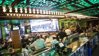 A photo of Wahlburgers Opera Quays restaurant