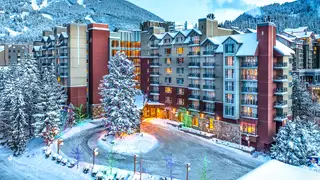 Une photo du restaurant Cinnamon Bear | Hilton Whistler Resort & Spa