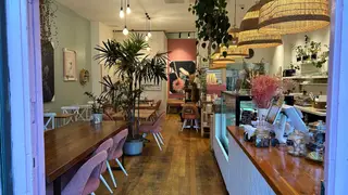 A photo of Be Good Cafe restaurant