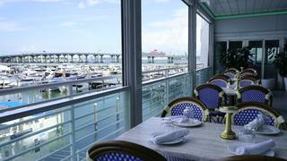 All-Day Happy Hour at Casablanca Bar & Grill! foto