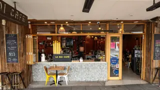 A photo of Le Roi Cafe restaurant