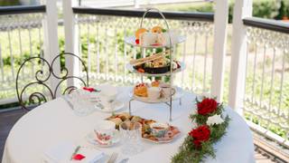 写真（Easter High Tea）