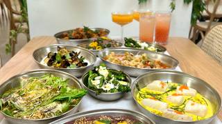 SERPENTINE SUPPER CLUB BY FRIENDS OF OURS foto