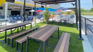 Yard Canopy Happy Hour foto
