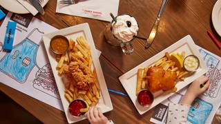 Kids Eat FREE* every Tuesday! foto