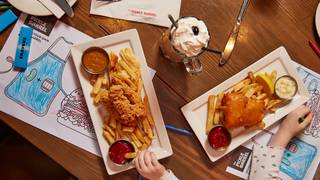 Kids Eat FREE* every Tuesday! foto