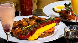 Sunday Brunch at Maison Maxime's foto