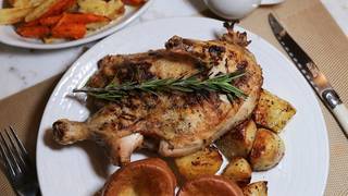 June & July Sunday Roast Set Lunch Menu foto