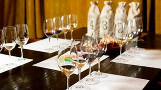 Blind Wine Tasting - July foto