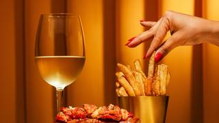 Eddie's Golden Nights - A Lobster & Wine Event Photo