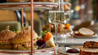 Liverpool Afternoon Tea! foto