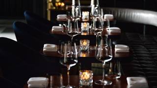 Alo's 10 Year Anniversary - Bar Table Seating foto
