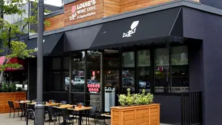 A photo of Louie's Wine Dive - Saint Louis restaurant